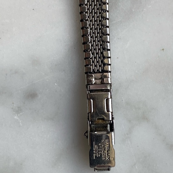 Vintage Seiko Tank Watch Petite Mechanical Watch Women Silver 11-3210 - Picture 9 of 10